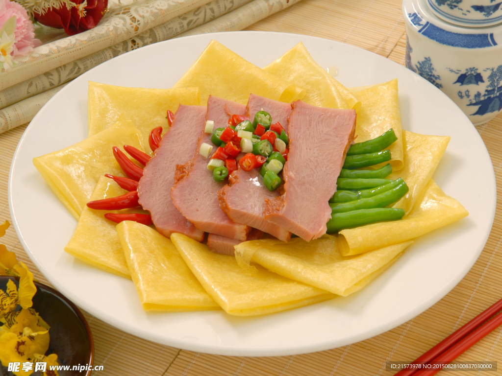 肉沫碎椒卷饼