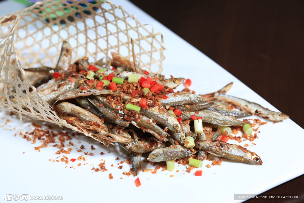 金荡源头酥鱼干