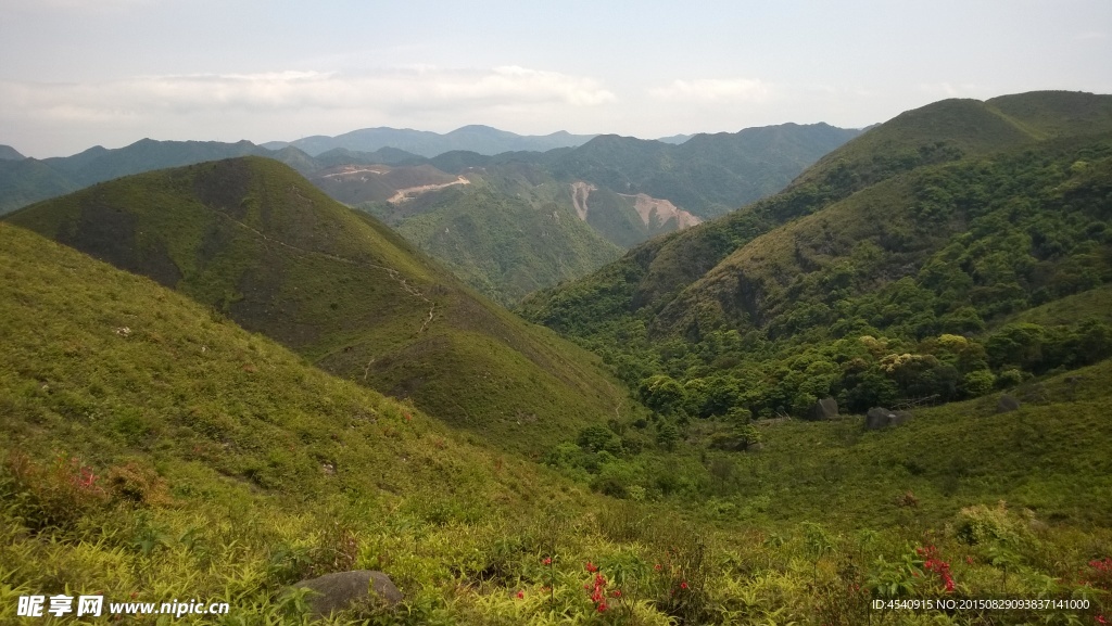 群山