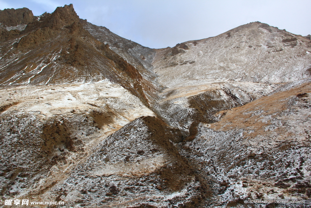 高原雪山