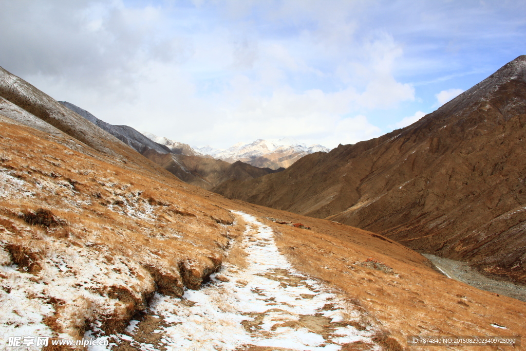 高原雪山