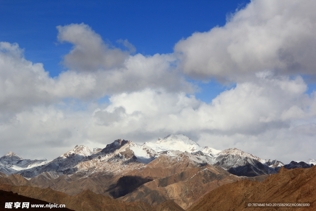 高原雪山