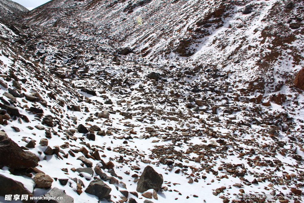 高原雪山
