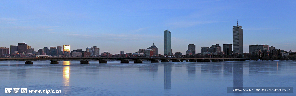 城市早晨