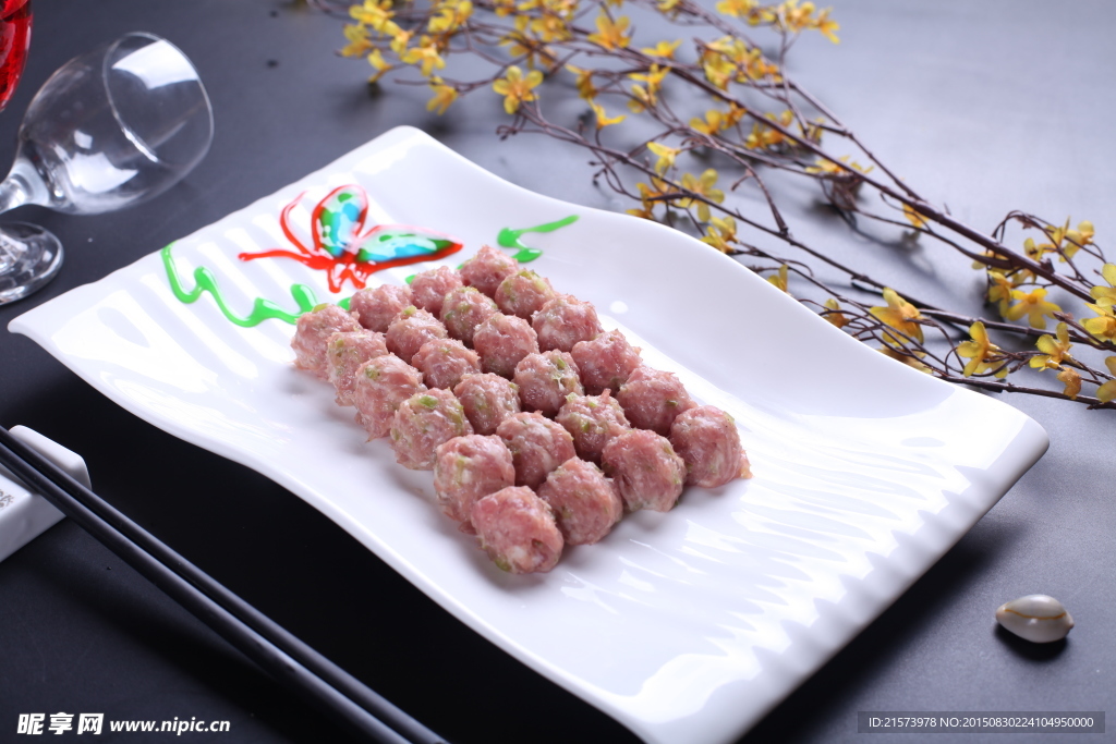 小辣椒猪肉丸