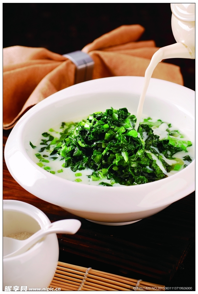 豆浆青菜钵