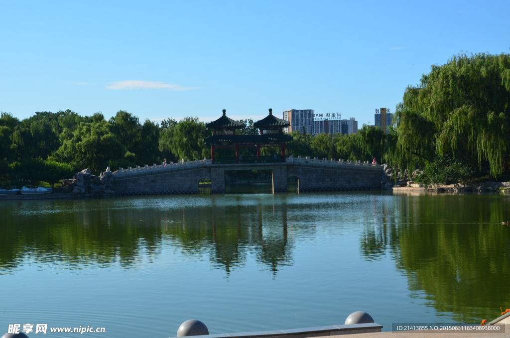湖面建筑