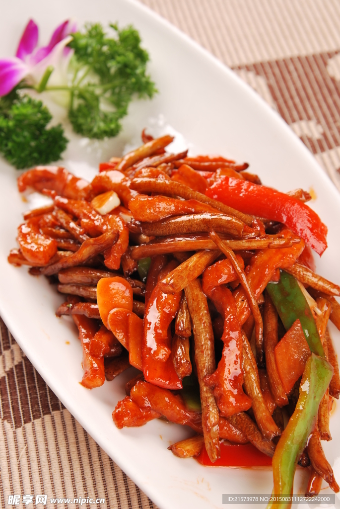 茶树菇猪香肉
