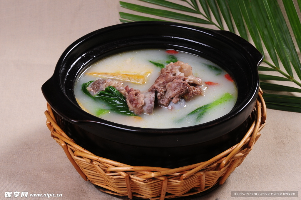 胴骨青菜烤豆腐煲每份