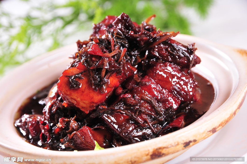 大梅菜焖肉煲