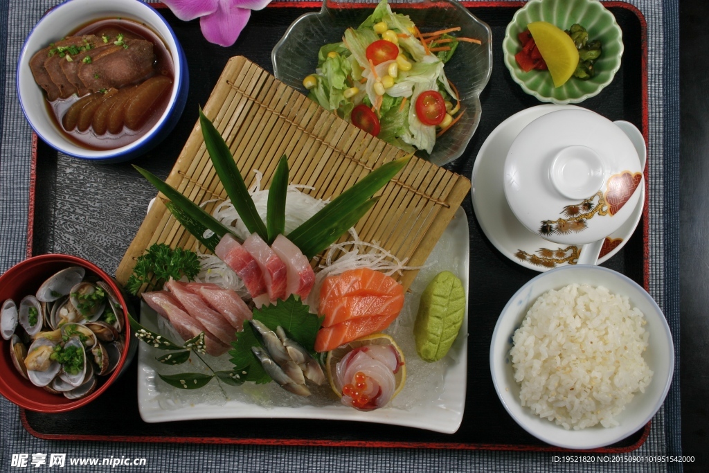 生鱼片定食