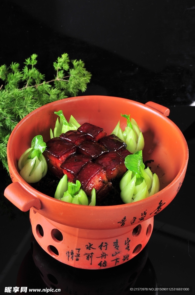 官府红烧肉
