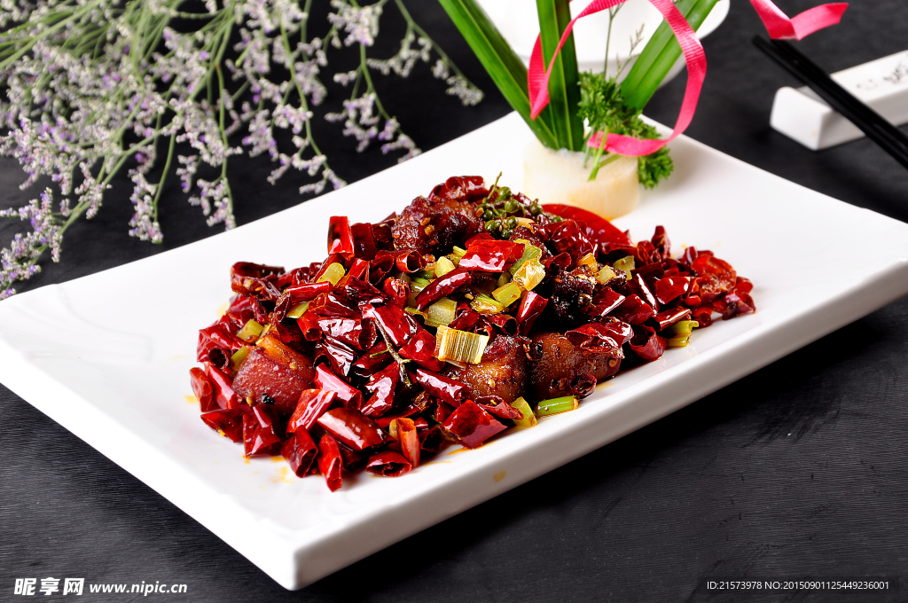 辣子红烧肉