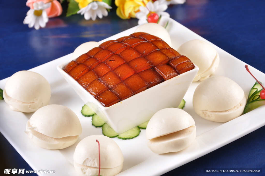 红烧肉小馒头