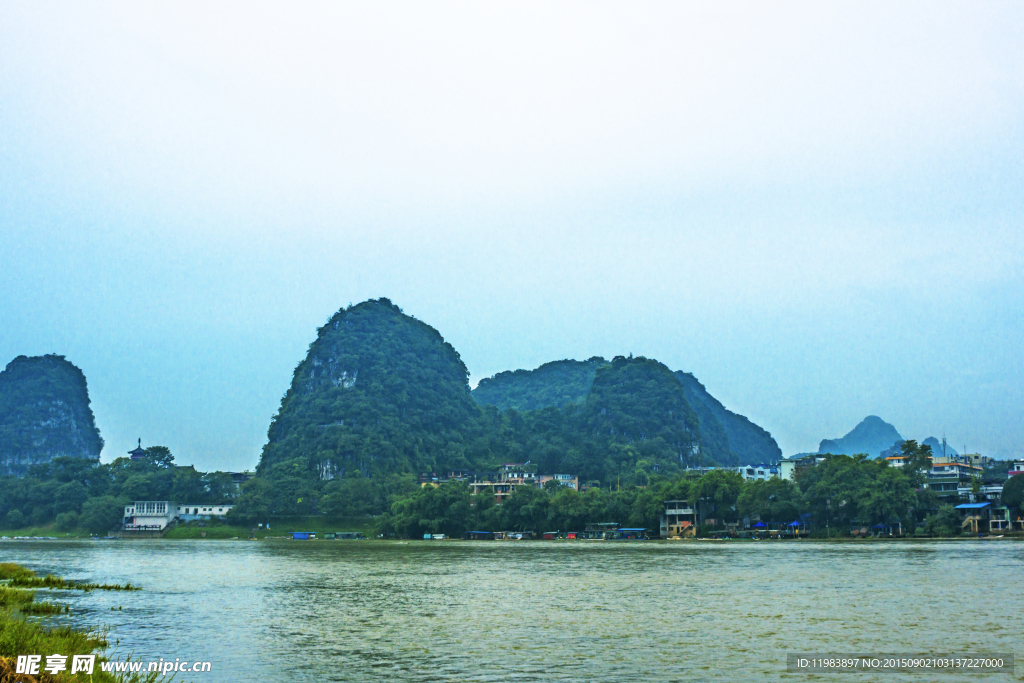 叠彩山景区漓江山水