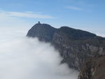 峨眉山