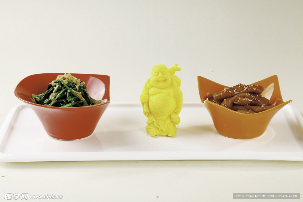 菠菜拼鹅肠