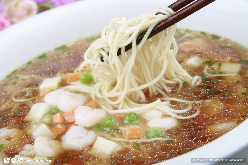 虾仁烩面