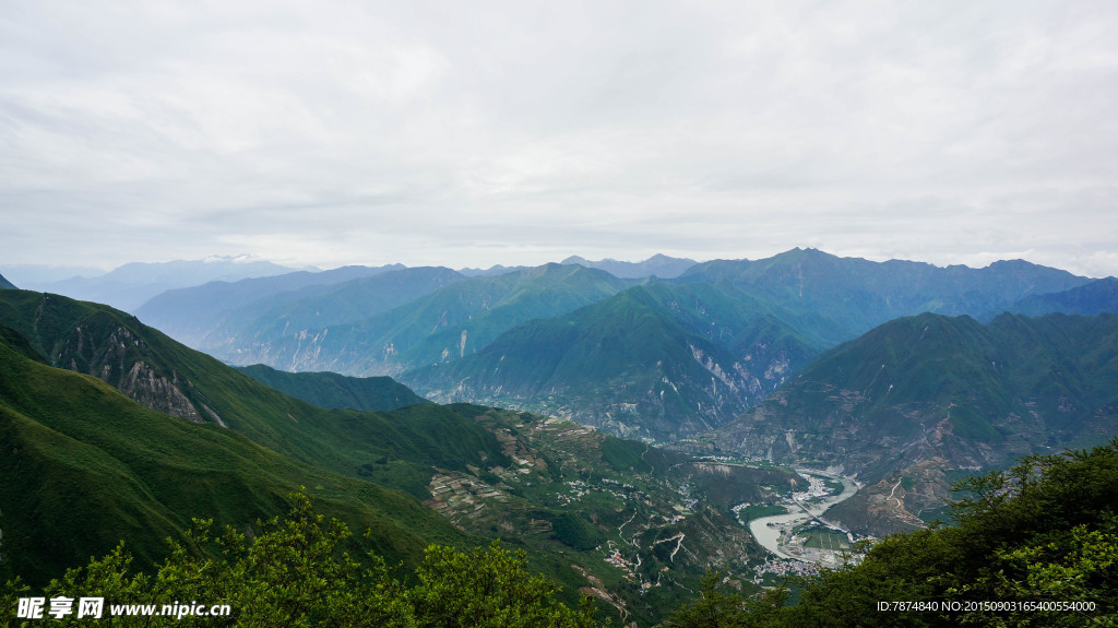九顶山风光