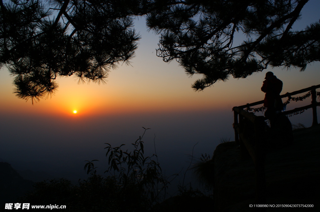 庐山夕阳