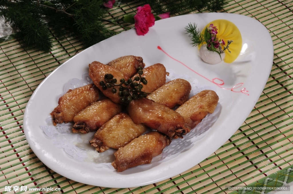 鸿运椒麻鸡翅中