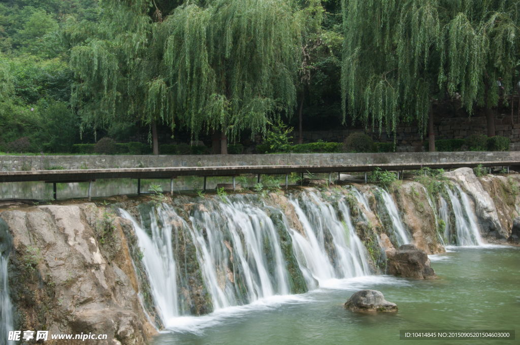 云台山泉瀑峡