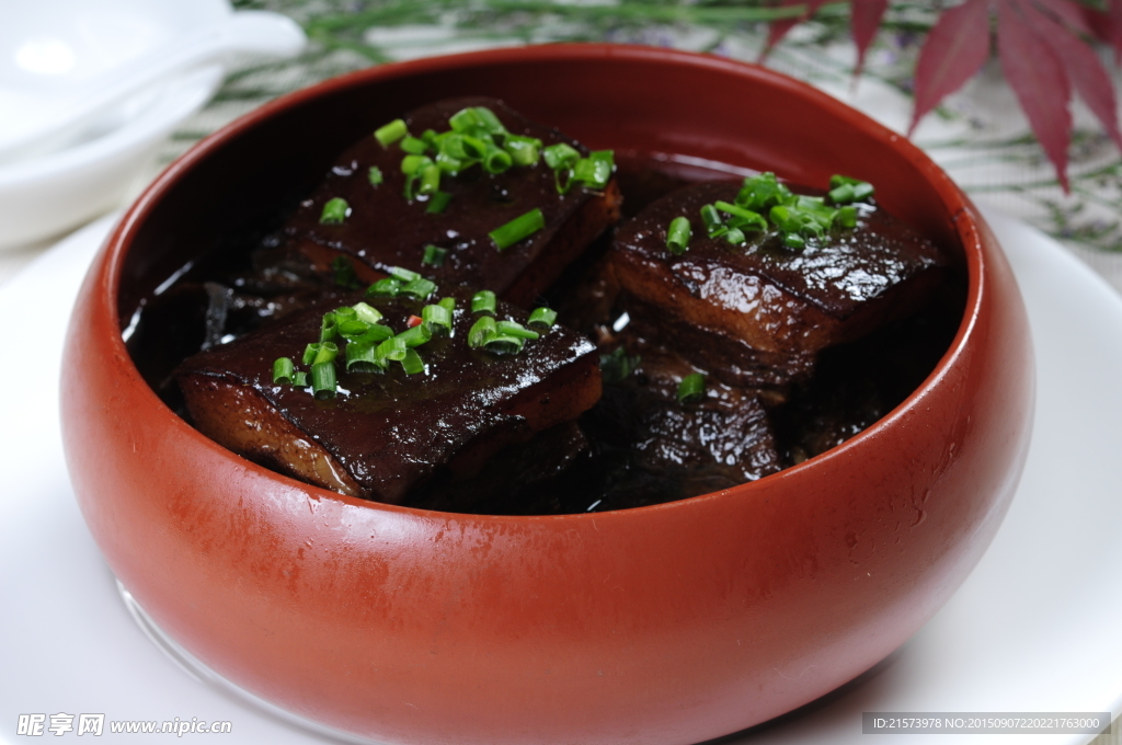 金牌坛子肉