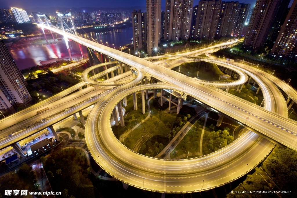 重庆鹅公岩立交桥夜景