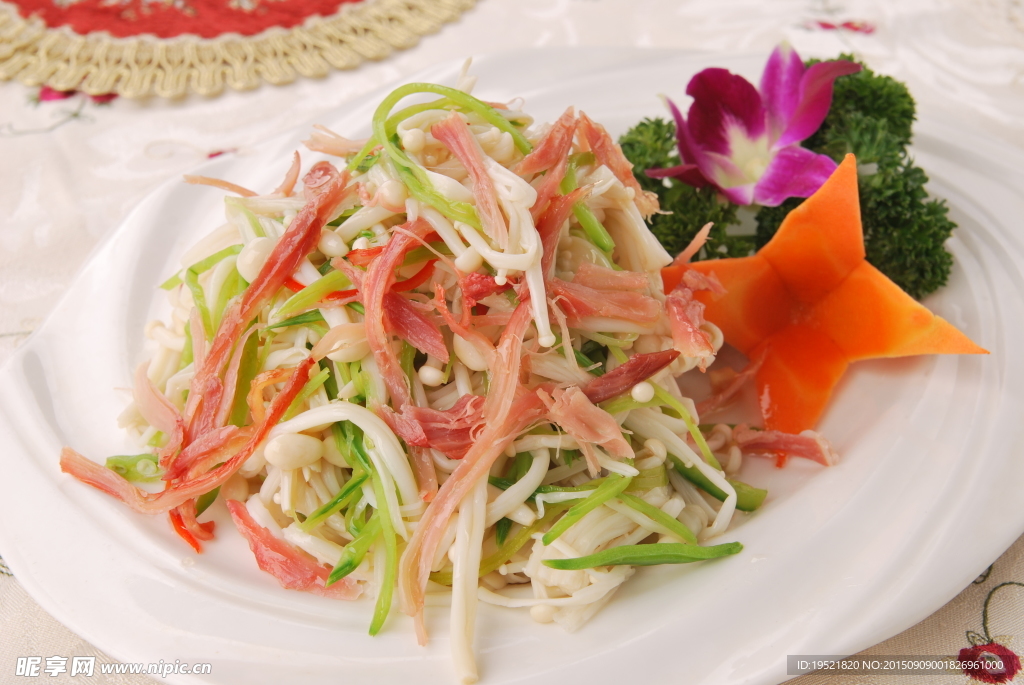 腊鸡丝金针菇