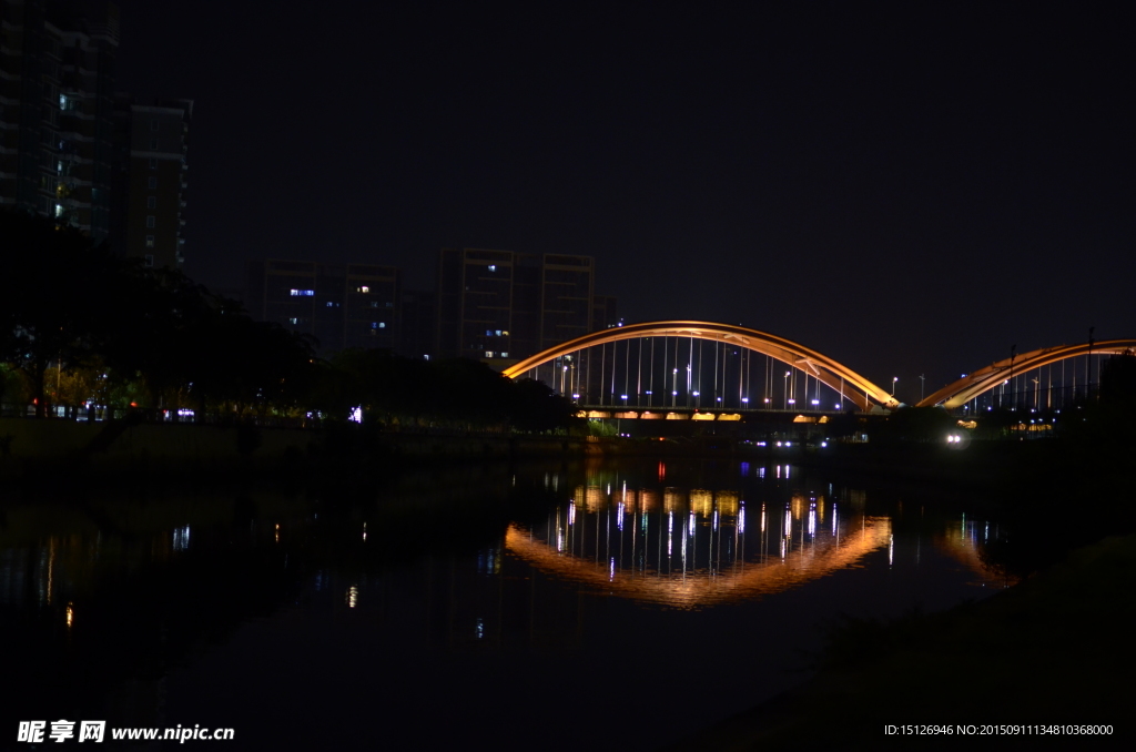 彩虹桥夜景