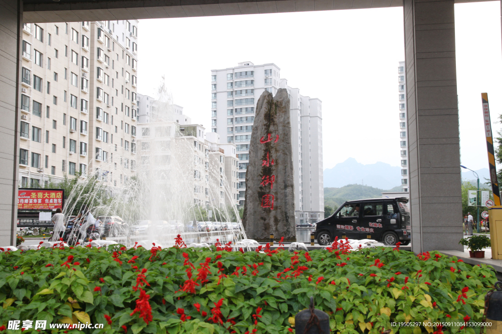 小区大门