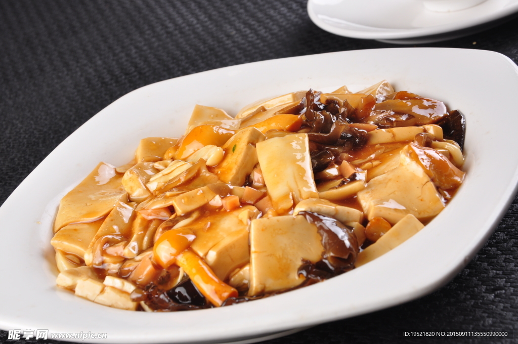 山菌烧豆腐