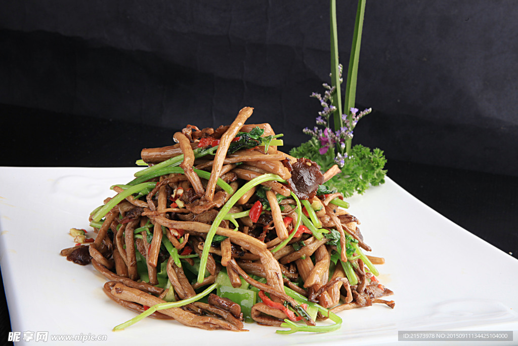 芫爆茶树菇