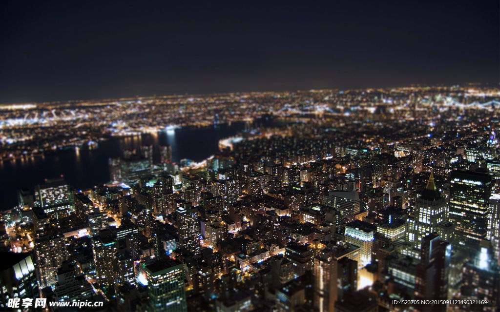 城市夜色全景图片