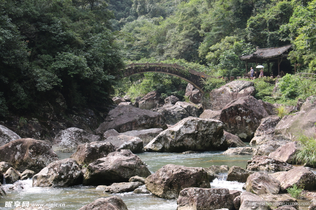 小桥 流水