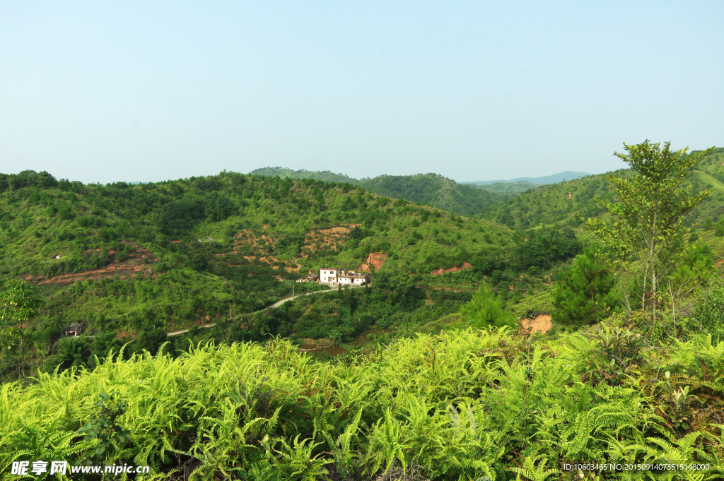 青山绿水 深山人烟