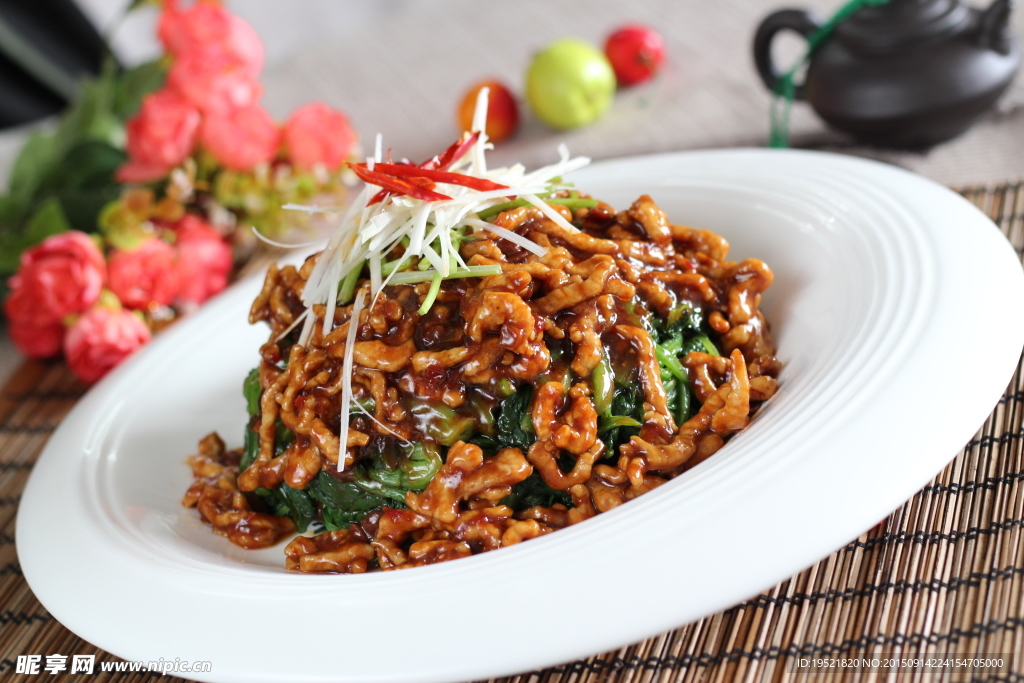 美味肉丝吻菠菜