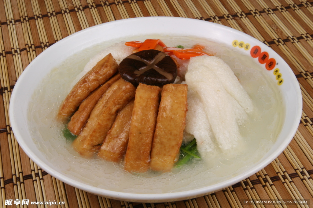 竹荪豆腐