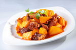 农家土豆烧牛肉好