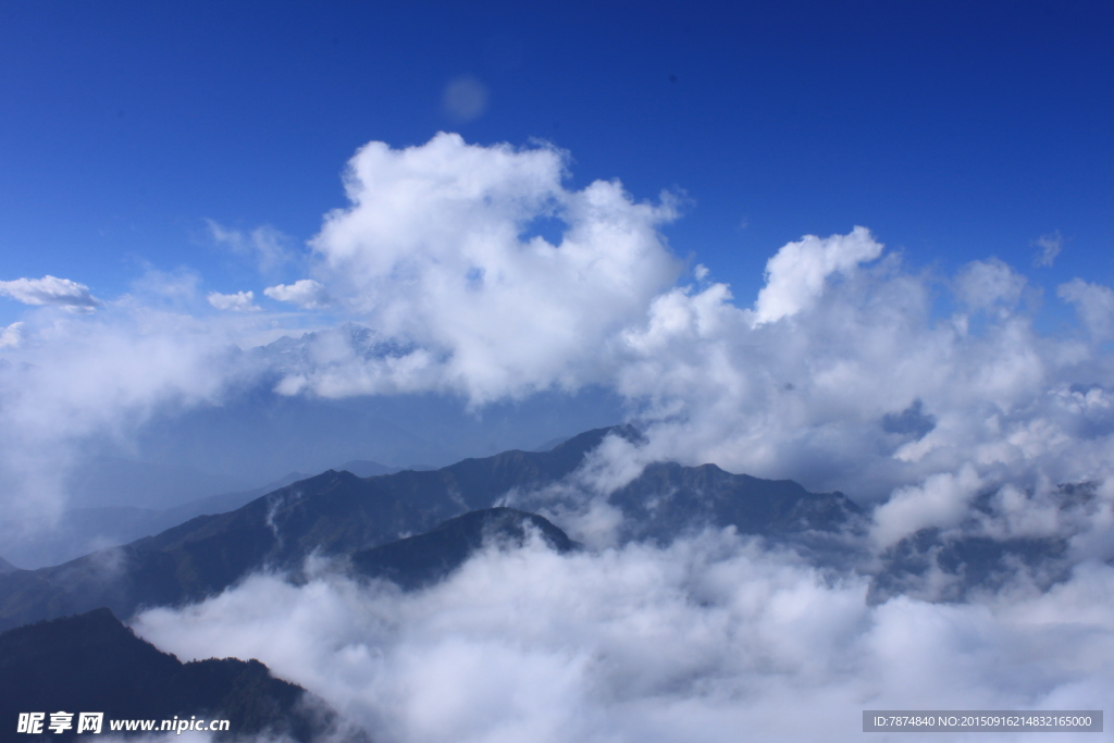 牛背山云海