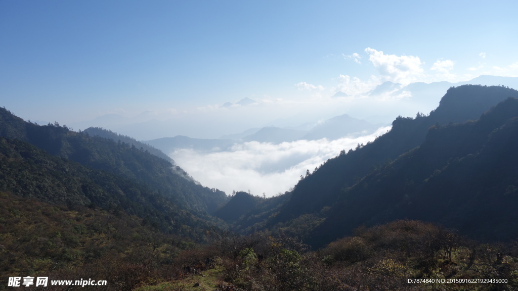 牛背山云海