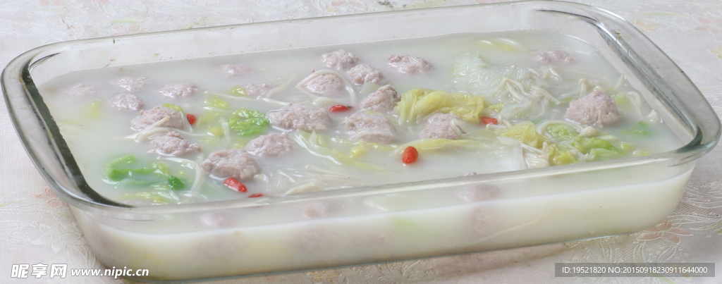 粉丝肉丸煮白菜