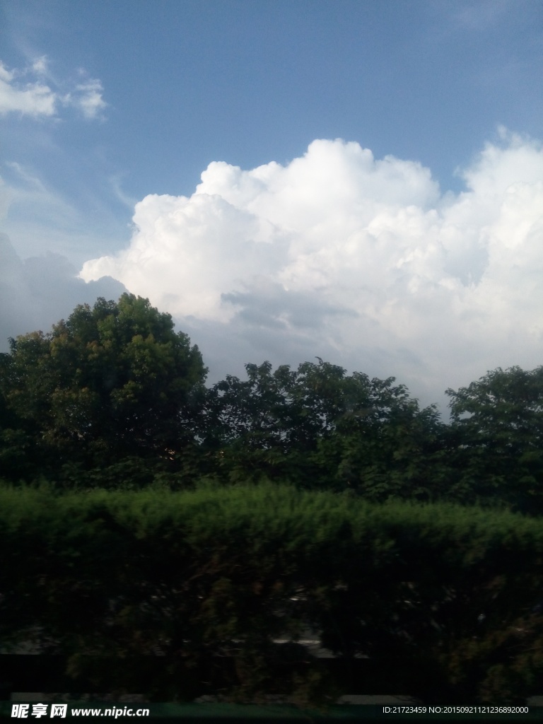 天空