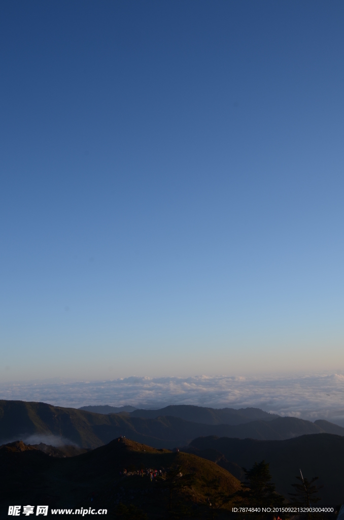 轿顶山风光