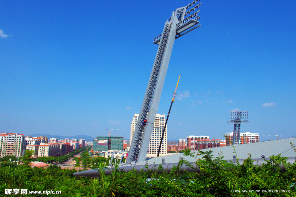 场馆灯塔 都市楼群