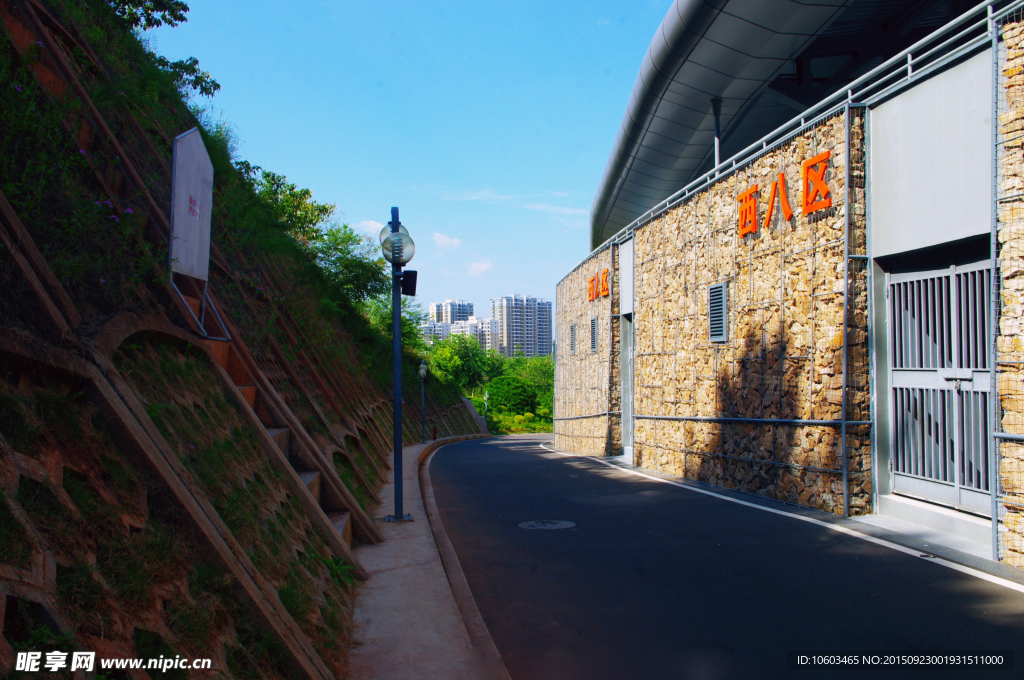 体育建筑 场馆后院