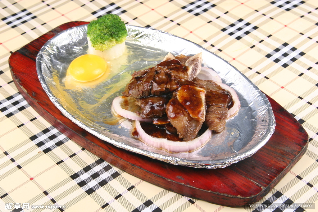黑椒牛仔骨