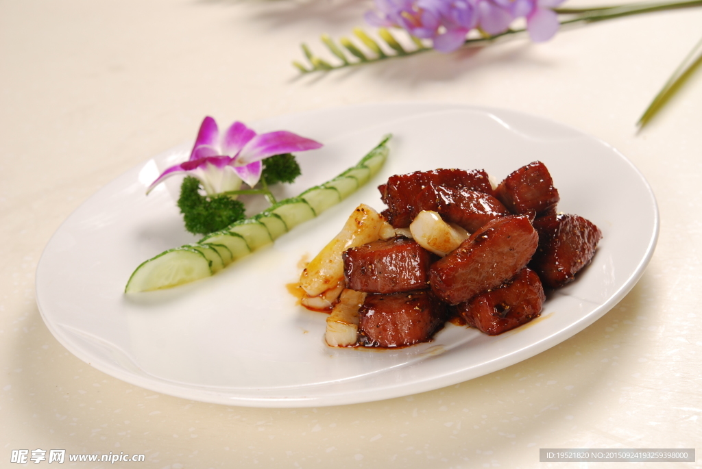 黑椒牛肉炒年糕粒