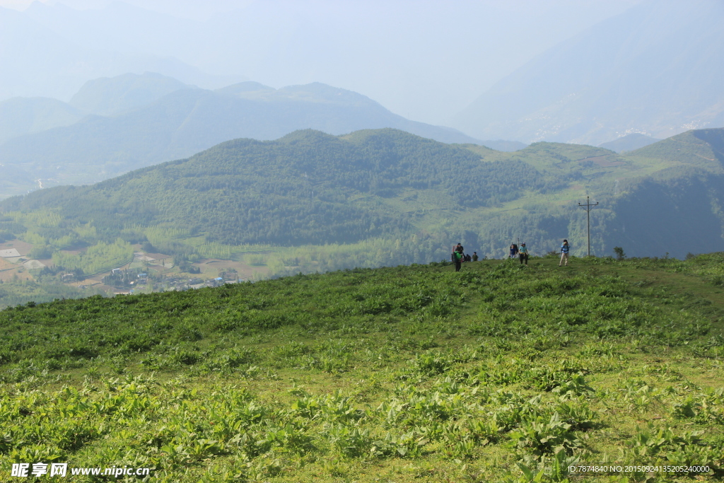 轿顶山风光
