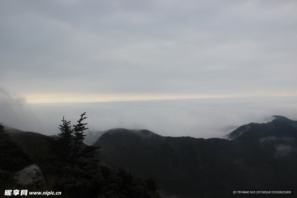 轿顶山风光